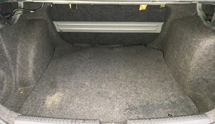 2017 Volkswagen Vento 1.2 TSI HIGHLINE PLUS AT, Petrol, Automatic, 57,727 km, Boot Inside