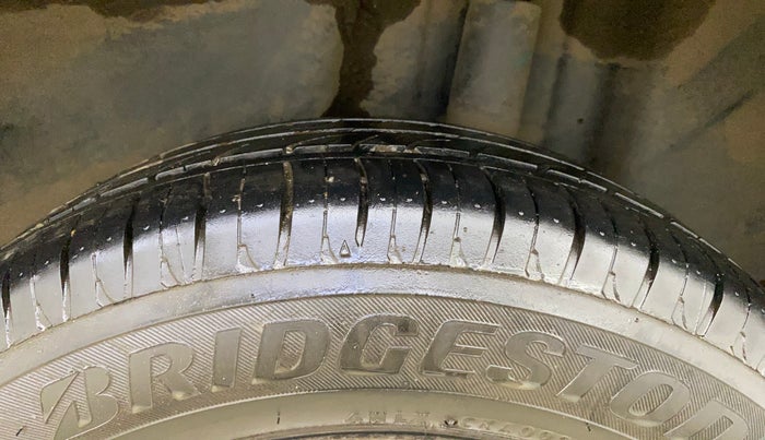 2017 Volkswagen Vento 1.2 TSI HIGHLINE PLUS AT, Petrol, Automatic, 57,727 km, Left Rear Tyre Tread