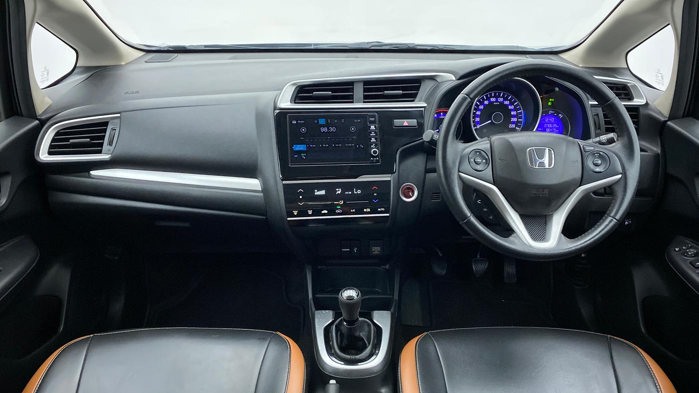 2019 Honda WR-V 1.5 i-DTEC VX MT, Diesel, Manual, 70,650 km, Dashboard