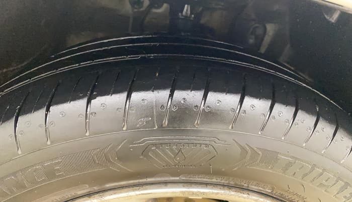 2016 Honda City 1.5L I-VTEC V MT, Petrol, Manual, 93,586 km, Right Front Tyre Tread