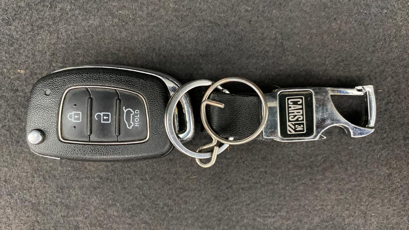 2017 Hyundai i20 Active 1.2 S, Petrol, Manual, 43,470 km, Key Close Up