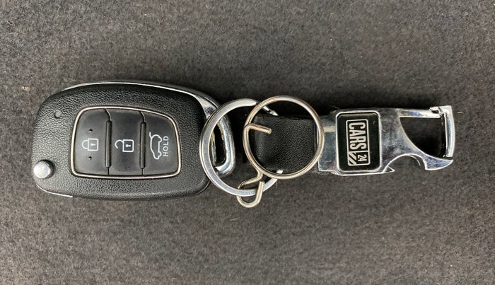 2017 Hyundai i20 Active 1.2 S, Petrol, Manual, 43,470 km, Key Close Up