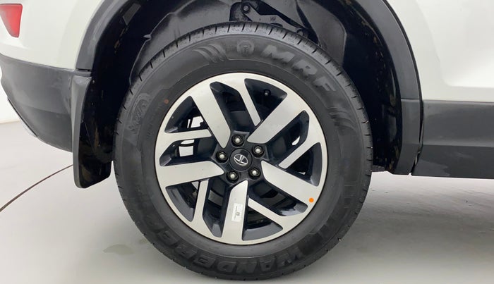 2022 Tata Harrier XZ SUNROOF 2.0L, Diesel, Manual, 22,990 km, Right Rear Wheel