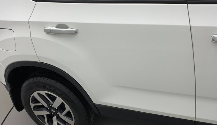 2022 Tata Harrier XZ SUNROOF 2.0L, Diesel, Manual, 22,990 km, Right rear door - Slightly dented