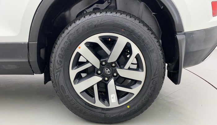 2022 Tata Harrier XZ SUNROOF 2.0L, Diesel, Manual, 22,990 km, Left Rear Wheel