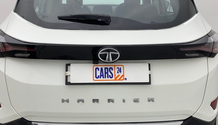 2022 Tata Harrier XZ SUNROOF 2.0L, Diesel, Manual, 22,990 km, Dicky (Boot door) - Paint has minor damage