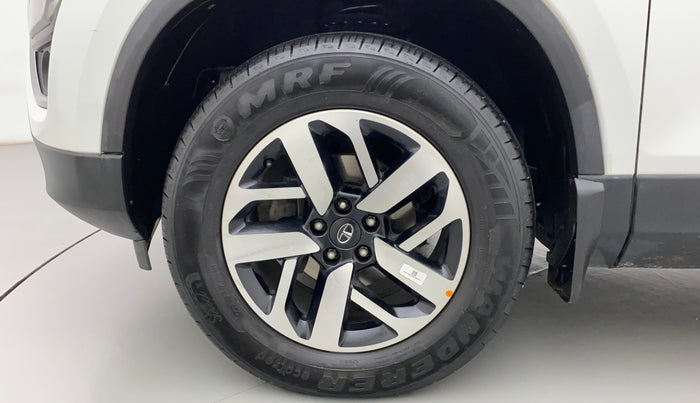 2022 Tata Harrier XZ SUNROOF 2.0L, Diesel, Manual, 22,990 km, Left Front Wheel