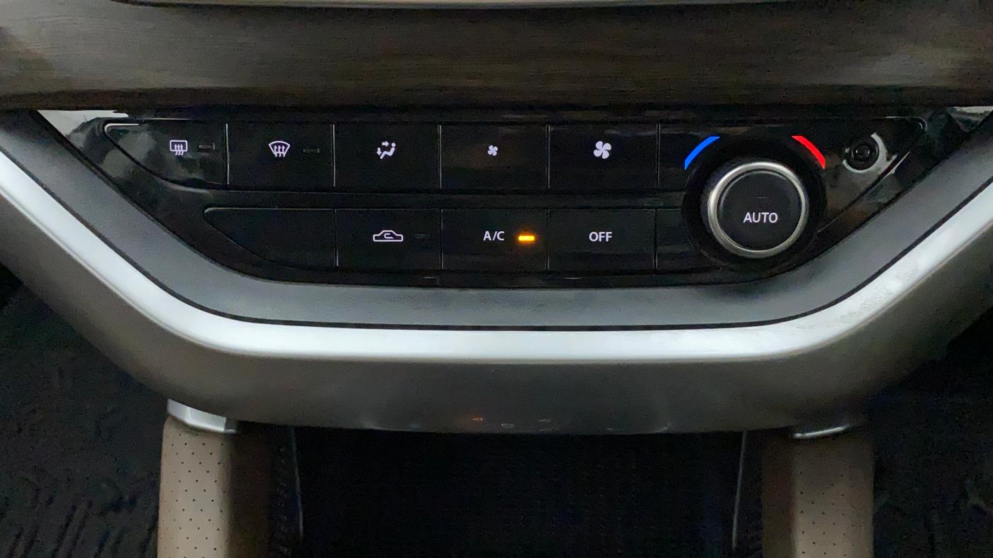 2022 Tata Harrier XZ SUNROOF 2.0L, Diesel, Manual, 22,990 km, Automatic Climate Control