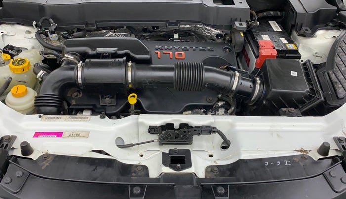 2022 Tata Harrier XZ SUNROOF 2.0L, Diesel, Manual, 22,990 km, Open Bonet