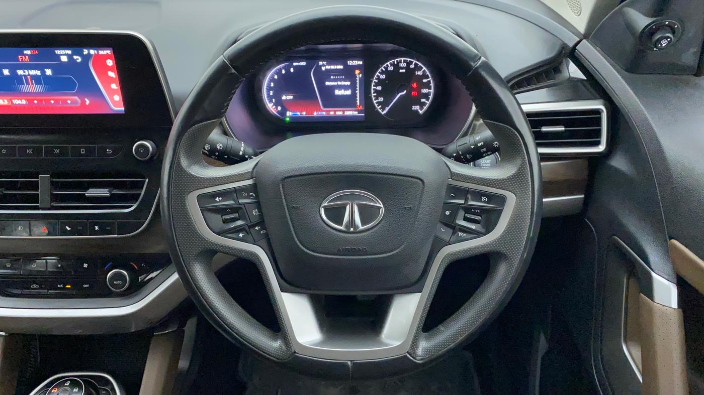 2022 Tata Harrier XZ SUNROOF 2.0L, Diesel, Manual, 22,990 km, Steering Wheel Close Up
