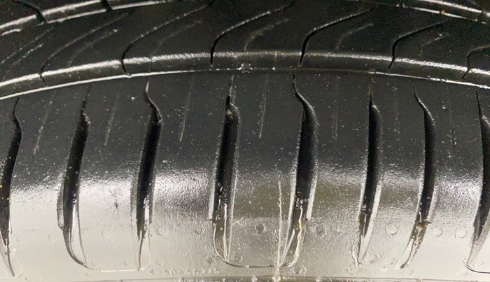 2021 Maruti Vitara Brezza ZXI, Petrol, Manual, 74,905 km, Left Front Tyre Tread