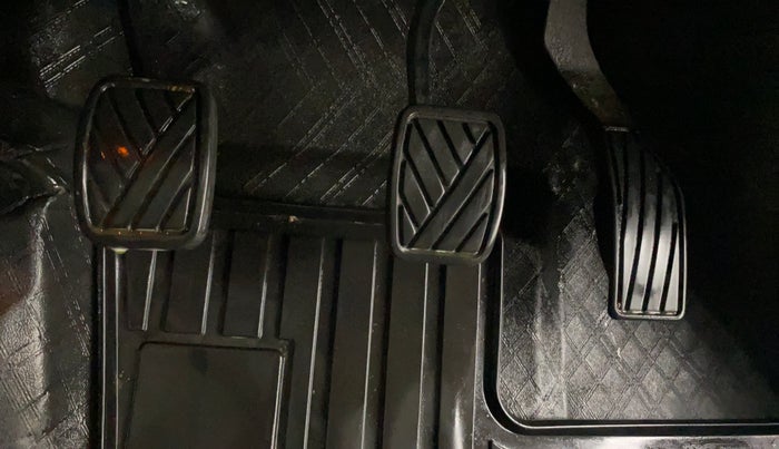 2021 Maruti Vitara Brezza ZXI, Petrol, Manual, 74,905 km, Pedals