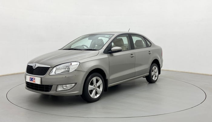 2016 Skoda Rapid AMBITION 1.6 MPI MT, Petrol, Manual, 39,365 km, Left Front Diagonal