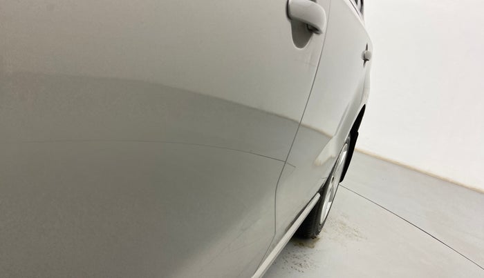 2016 Skoda Rapid AMBITION 1.6 MPI MT, Petrol, Manual, 39,365 km, Front passenger door - Slightly dented