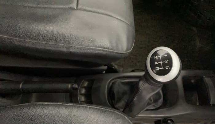 2015 Maruti Wagon R 1.0 LXI, Petrol, Manual, 63,611 km, Gear Lever