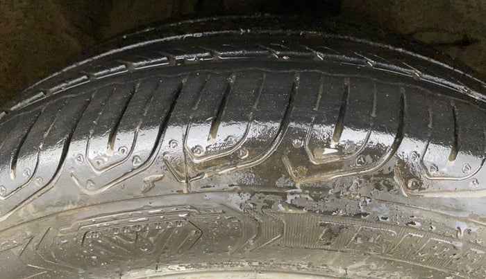 2015 Honda City 1.5L I-VTEC V MT, Petrol, Manual, 63,803 km, Right Front Tyre Tread