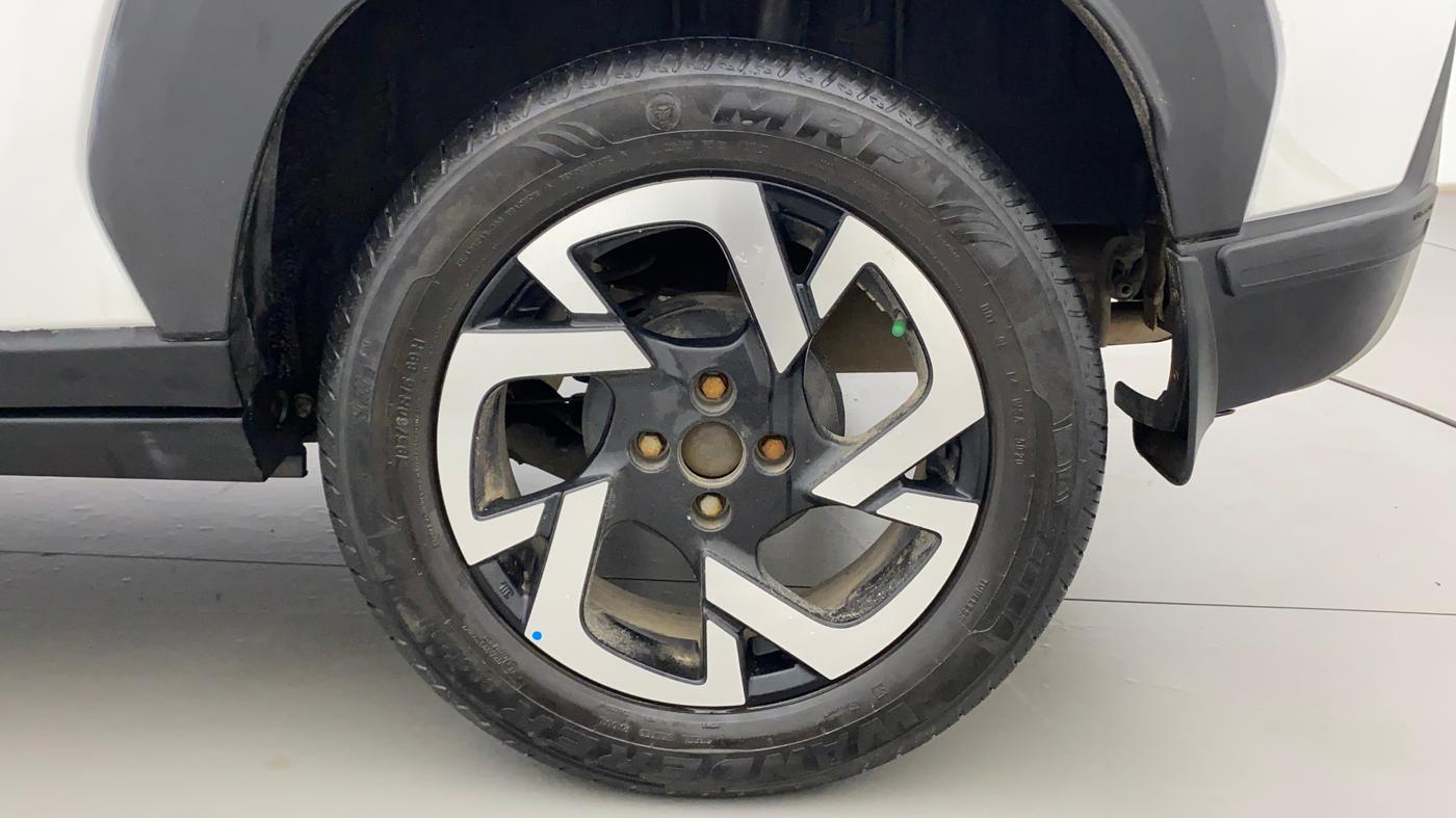 2021 Nissan MAGNITE XV TURBO, Petrol, Manual, 21,797 km, Left Rear Wheel