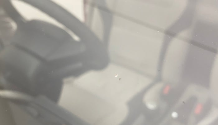 2014 Maruti Celerio VXI, Petrol, Manual, 50,965 km, Front windshield - Minor spot on windshield