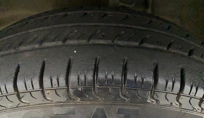 2018 Maruti Alto 800 LXI, Petrol, Manual, 9,370 km, Right Rear Tyre Tread