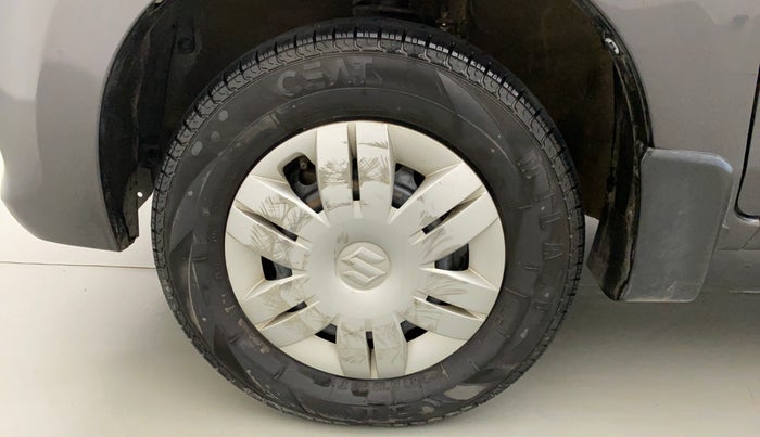 2018 Maruti Alto 800 LXI, Petrol, Manual, 9,370 km, Left Front Wheel