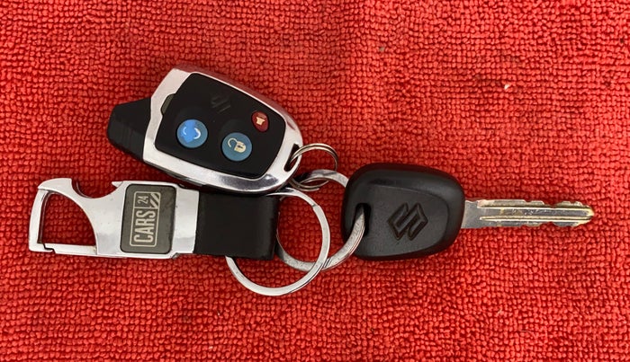 2018 Maruti Alto 800 LXI, Petrol, Manual, 9,370 km, Key Close Up