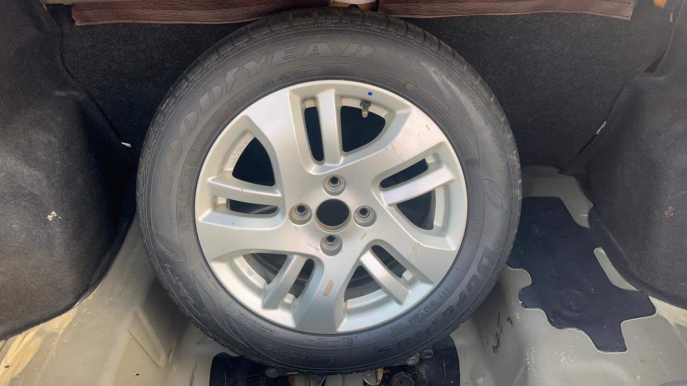 2013 Maruti Swift Dzire ZDI, Diesel, Manual, 1,26,838 km, Spare Tyre