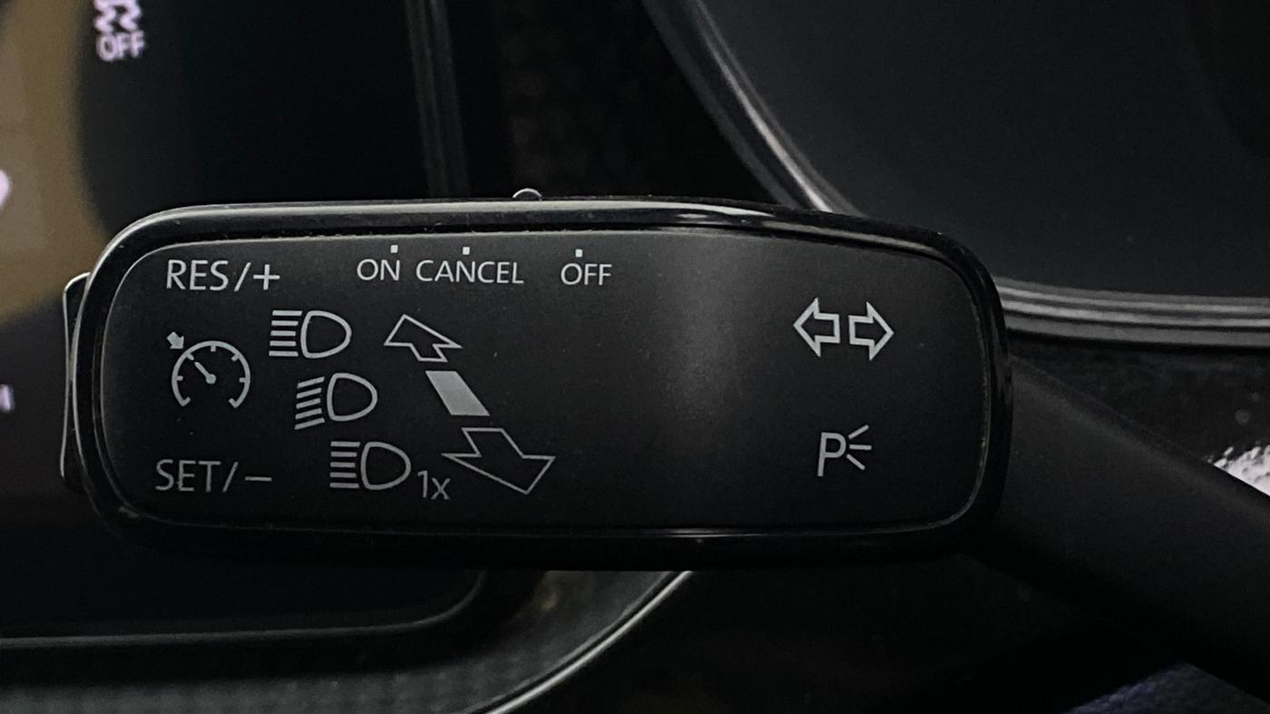 2021 Skoda KUSHAQ STYLE 1.0L TSI AT, Petrol, Automatic, 72,624 km, Adaptive Cruise Control