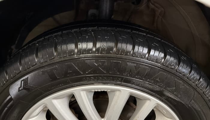 2022 Maruti Dzire ZXI CNG, CNG, Manual, 53,290 km, Left Front Tyre Tread