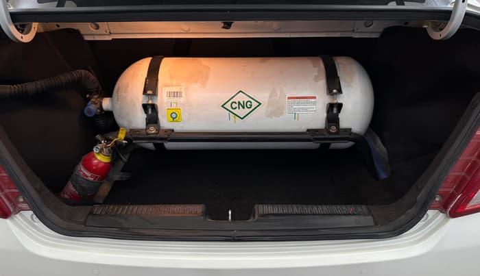 2022 Maruti Dzire ZXI CNG, CNG, Manual, 53,290 km, Boot Inside