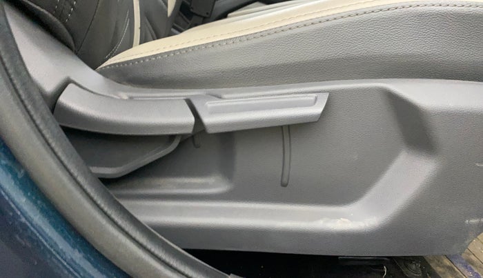 2023 Hyundai GRAND I10 NIOS SPORTZ AMT 1.2 KAPPA VTVT, Petrol, Automatic, 5,875 km, Driver Side Adjustment Panel