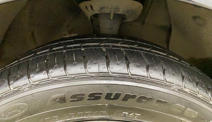 2023 Hyundai GRAND I10 NIOS SPORTZ AMT 1.2 KAPPA VTVT, Petrol, Automatic, 5,875 km, Right Front Tyre Tread