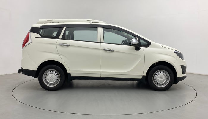 2021 Mahindra MARAZZO M2 8 STR, Diesel, Manual, 20,571 km, Right Side View