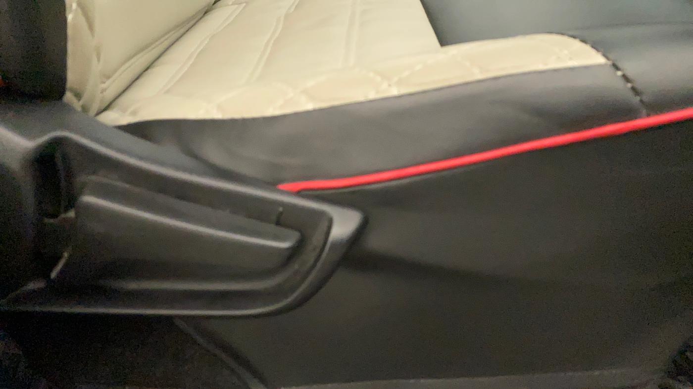 2021 Maruti S PRESSO VXI (O) CNG, CNG, Manual, 21,903 km, Driver Side Adjustment Panel