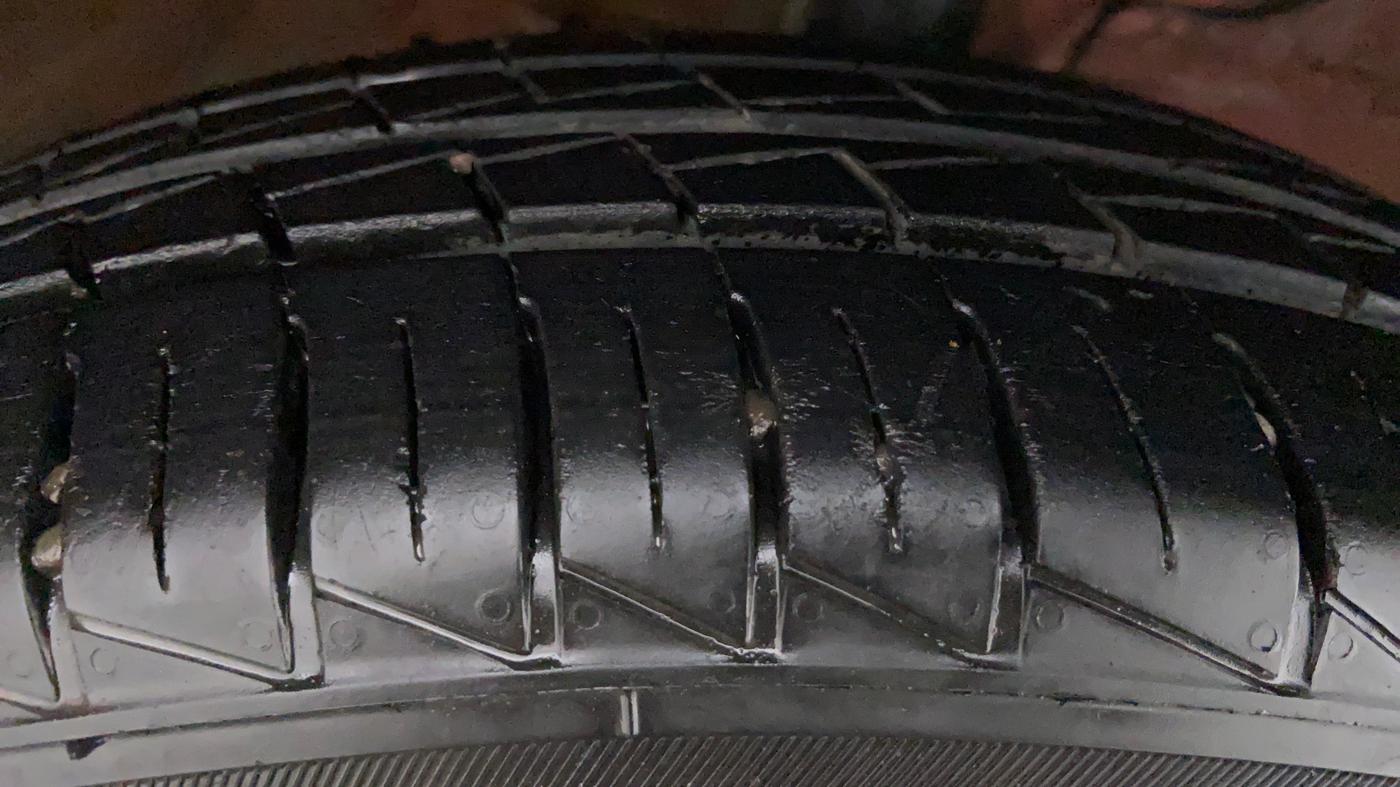 2021 Maruti S PRESSO LXI CNG, CNG, Manual, 42,535 km, Left Front Tyre Tread
