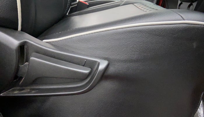 2021 Maruti S PRESSO LXI CNG, CNG, Manual, 42,535 km, Driver Side Adjustment Panel