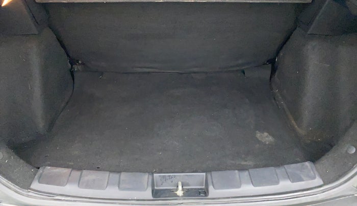 2021 Tata NEXON XZ 1.2, Petrol, Manual, 17,853 km, Boot Inside