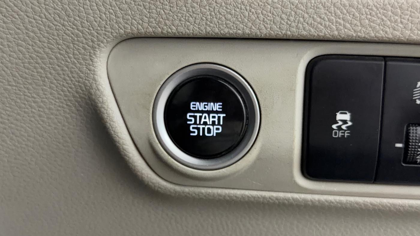 2022 KIA CARENS PRESTIGE PLUS 1.5 DIESEL 7 STR, Diesel, Manual, 95,077 km, Keyless Start/ Stop Button