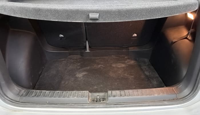 2022 Volkswagen TAIGUN TOPLINE 1.0 TSI MT, Petrol, Manual, 26,776 km, Boot Inside