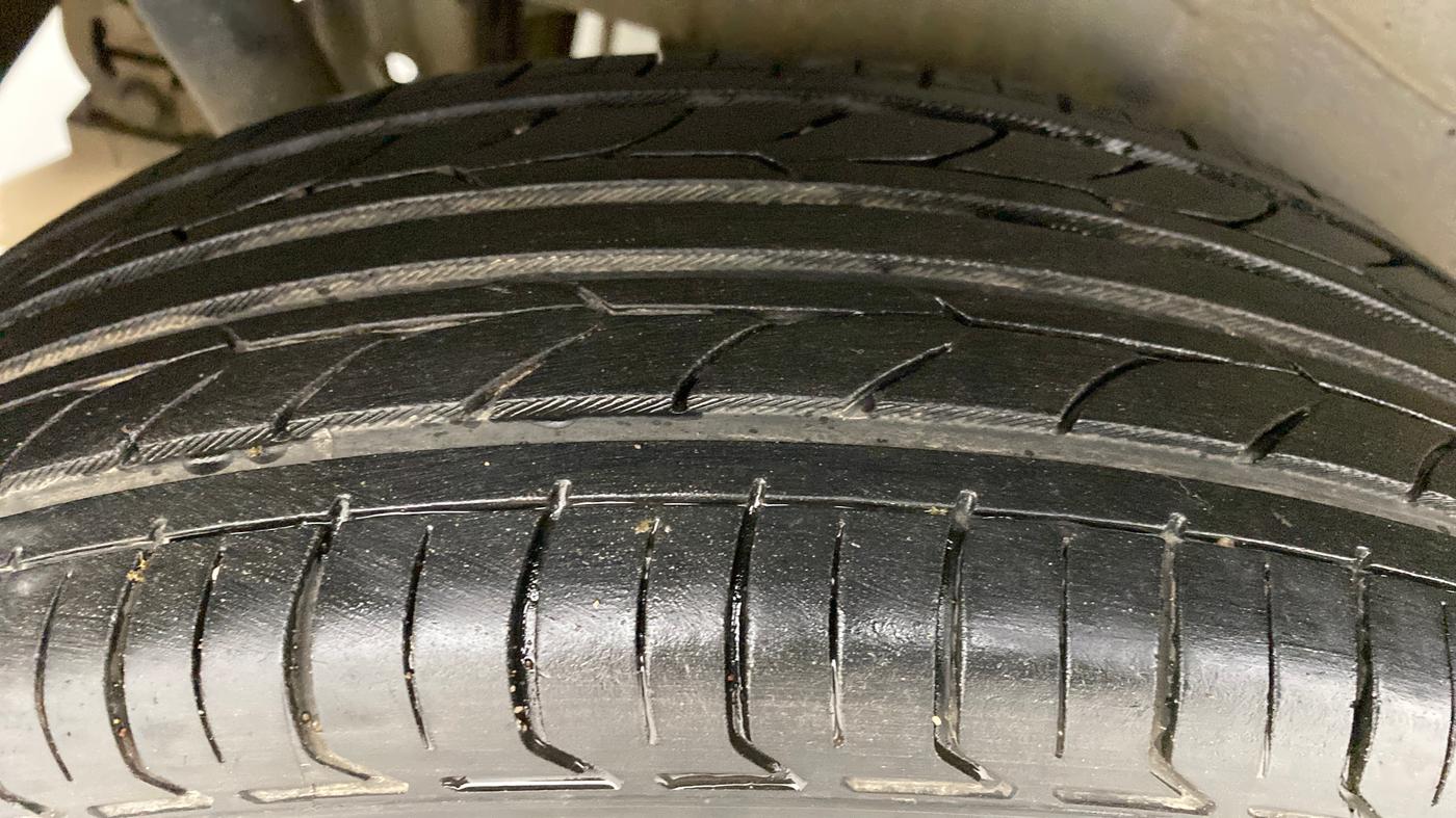 2012 Maruti Wagon R 1.0 VXI, Petrol, Manual, 46,566 km, Right Rear Tyre Tread