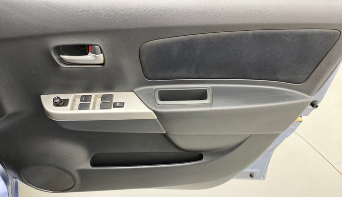 2012 Maruti Wagon R 1.0 VXI, Petrol, Manual, 46,566 km, Driver Side Door Panels Control