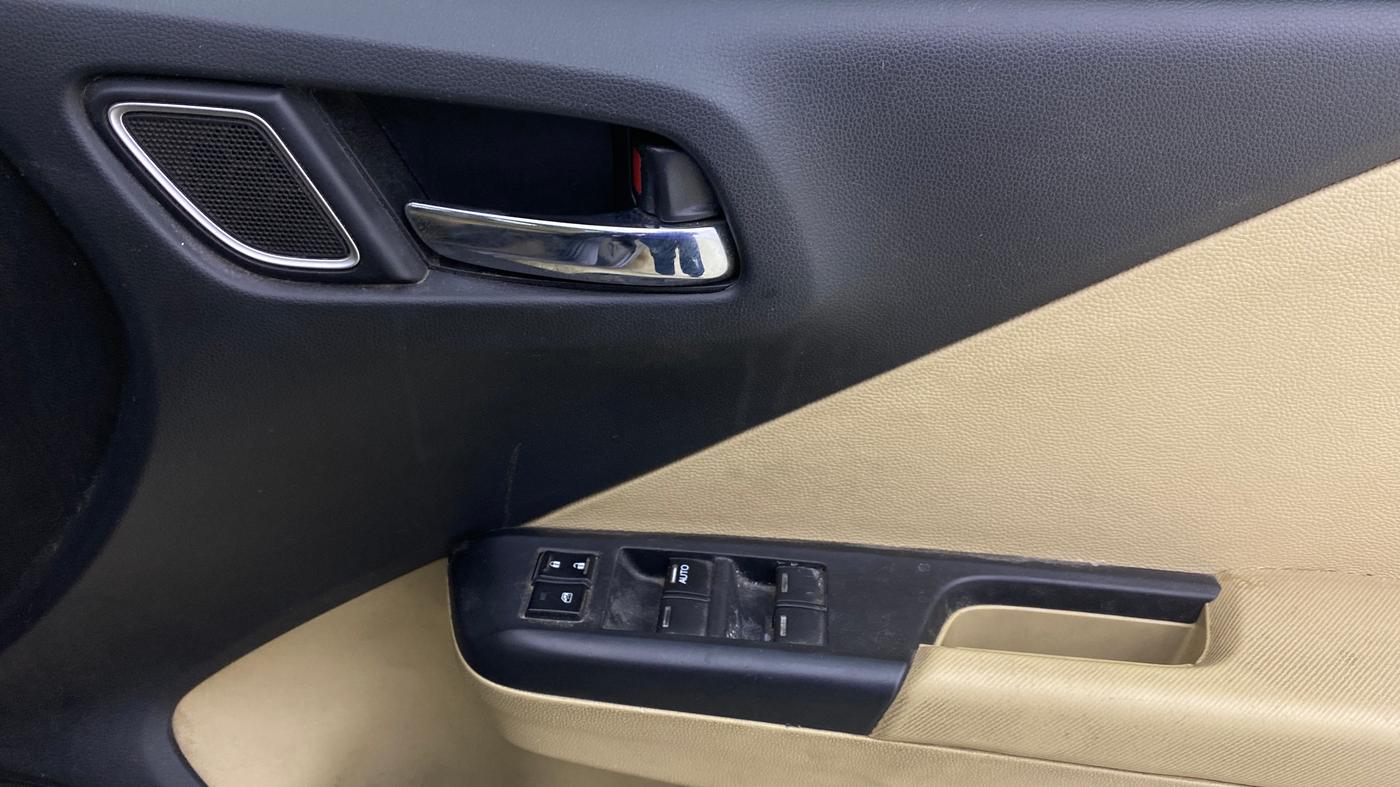 2019 Honda City 1.5L I-VTEC VX CVT, Petrol, Automatic, 79,311 km, Driver Side Door Panels Control