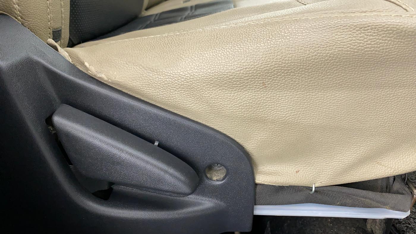 2018 Datsun Go T, Petrol, Manual, 15,469 km, Driver Side Adjustment Panel