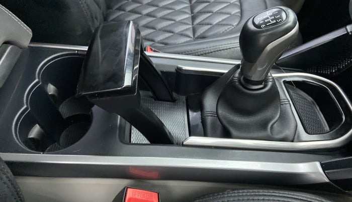 2021 Tata Safari XT PLUS, Diesel, Manual, 31,083 km, Gear Lever