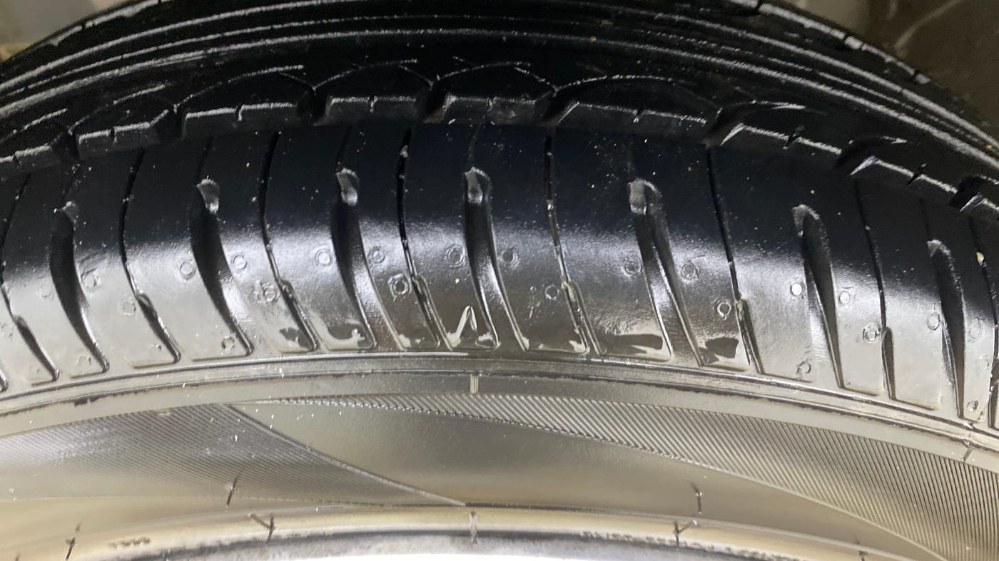 2019 Honda Jazz 1.2L I-VTEC VX CVT, Petrol, Automatic, 65,408 km, Left Front Tyre Tread