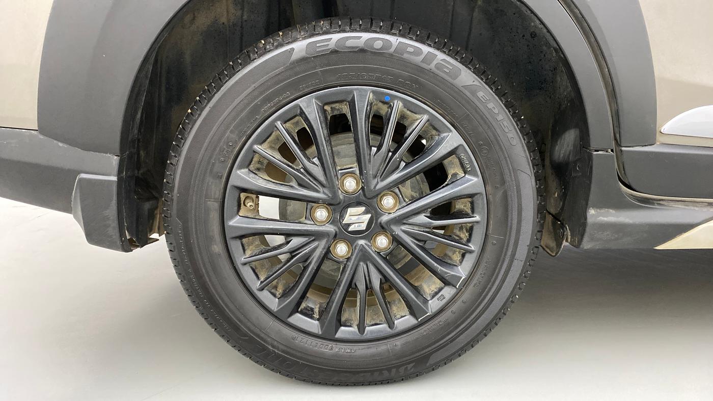2019 Maruti XL6 ZETA AT SHVS, Petrol, Automatic, 55,235 km, Right Rear Wheel