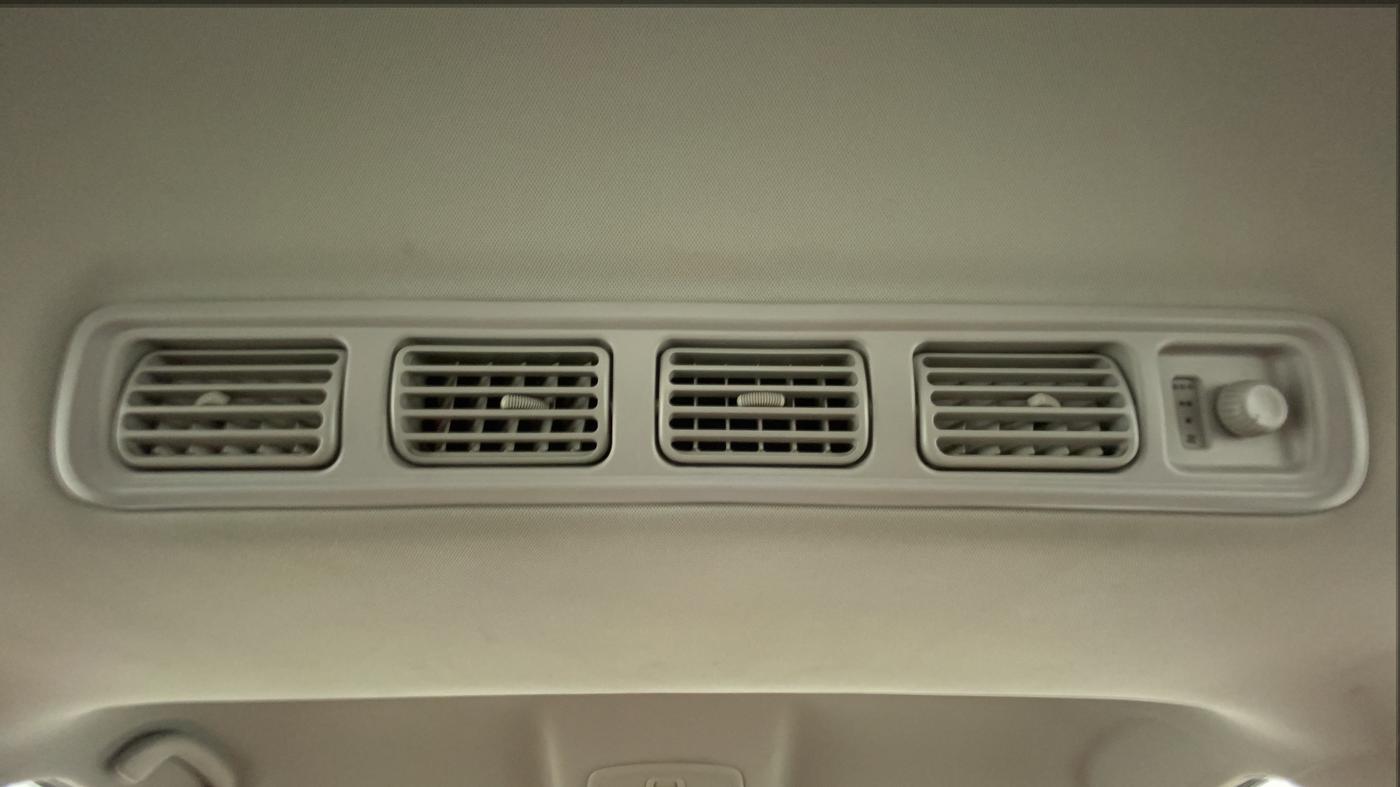 2019 Maruti XL6 ZETA AT SHVS, Petrol, Automatic, 55,235 km, Rear AC Vents