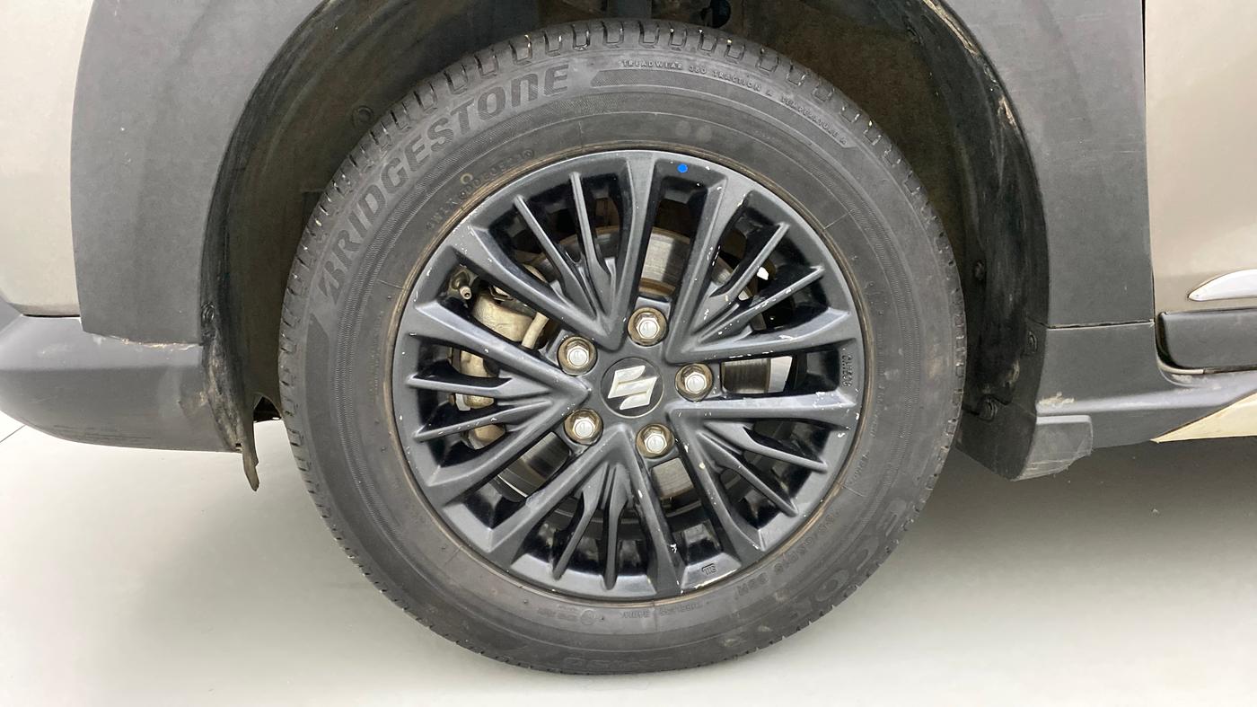 2019 Maruti XL6 ZETA AT SHVS, Petrol, Automatic, 55,235 km, Left Front Wheel