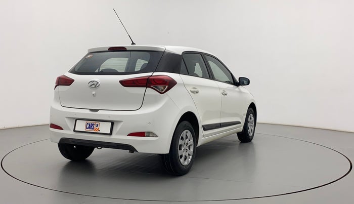 2016 Hyundai Elite i20 SPORTZ 1.4 CRDI, Diesel, Manual, 1,16,648 km, Right Back Diagonal