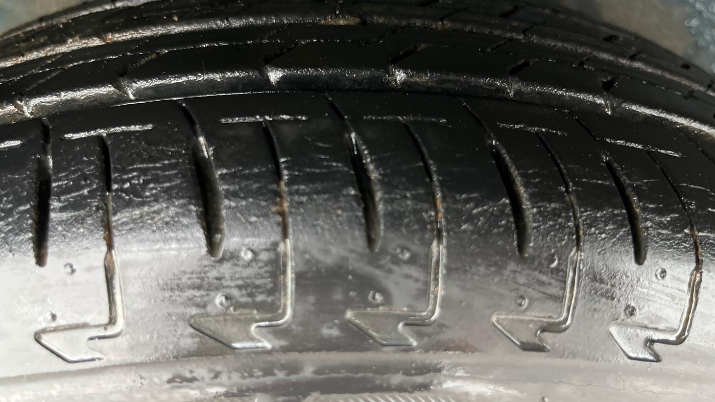 2018 Maruti IGNIS ALPHA 1.2 AMT, Petrol, Automatic, 5,197 km, Right Rear Tyre Tread