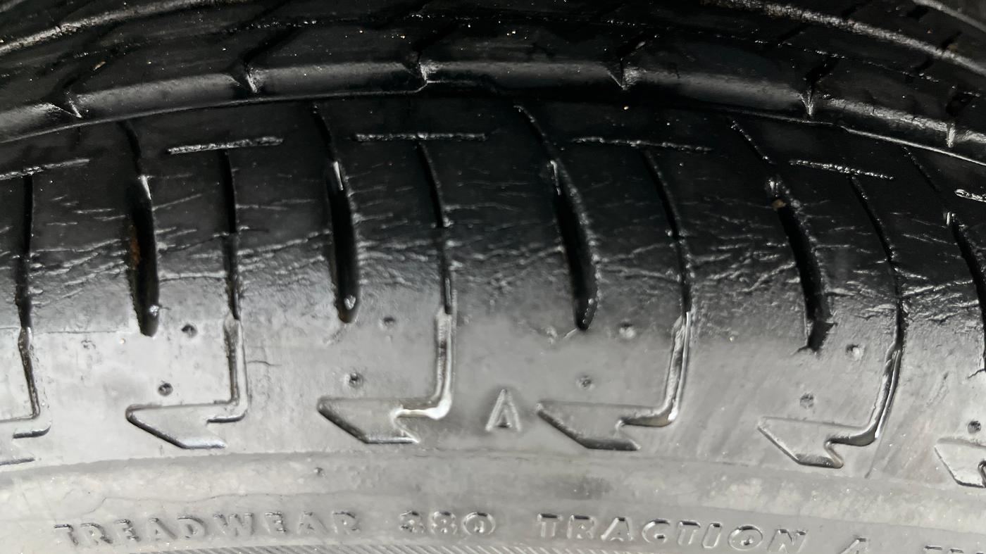 2018 Maruti IGNIS ALPHA 1.2 AMT, Petrol, Automatic, 5,197 km, Left Rear Tyre Tread